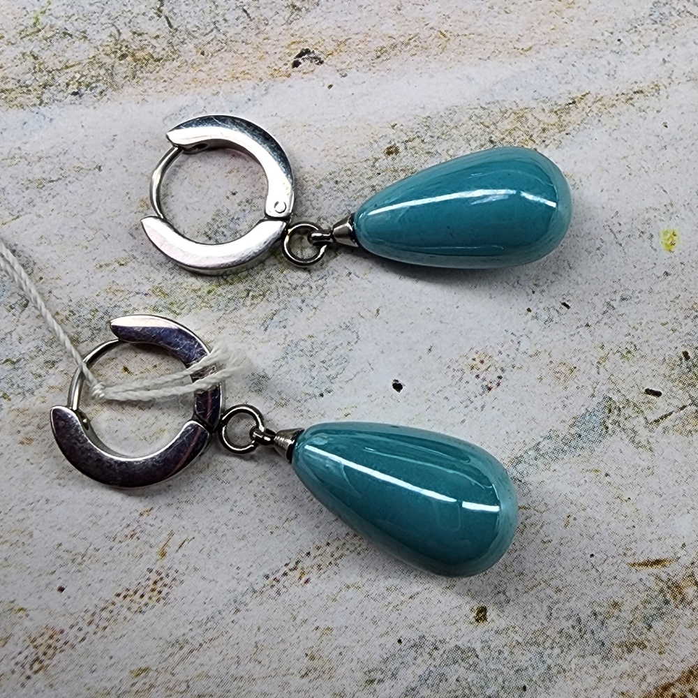 Earrings - Picture 8 of 8